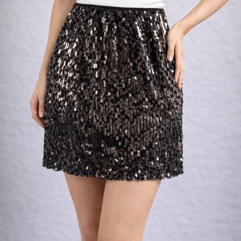 Дамска лъскава пола - в черно