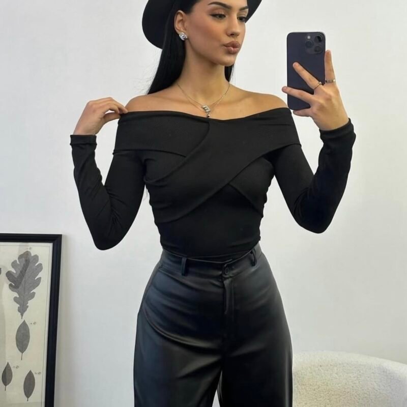 Дамска блуза с интересен ефект