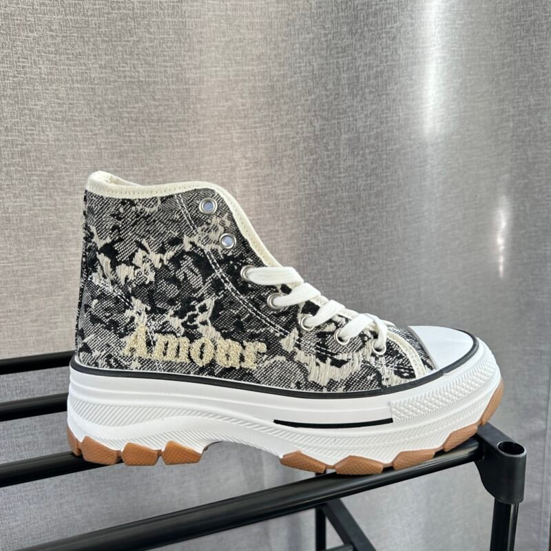 Дамски кецове