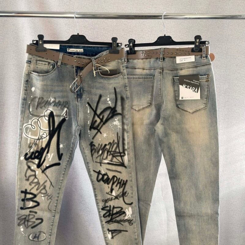 Дамски дънки с шарен ефект + колан