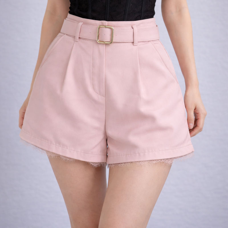 Елегантни къси панталонки с колан